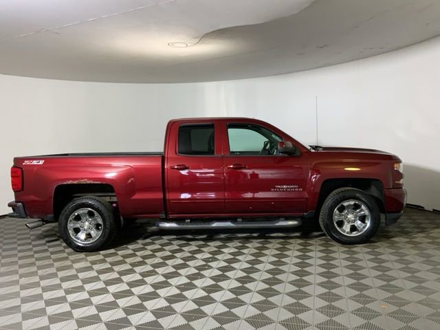 Used 2016 Chevrolet Silverado 1500 LT w/ True North Edition AWD/4WD image 4