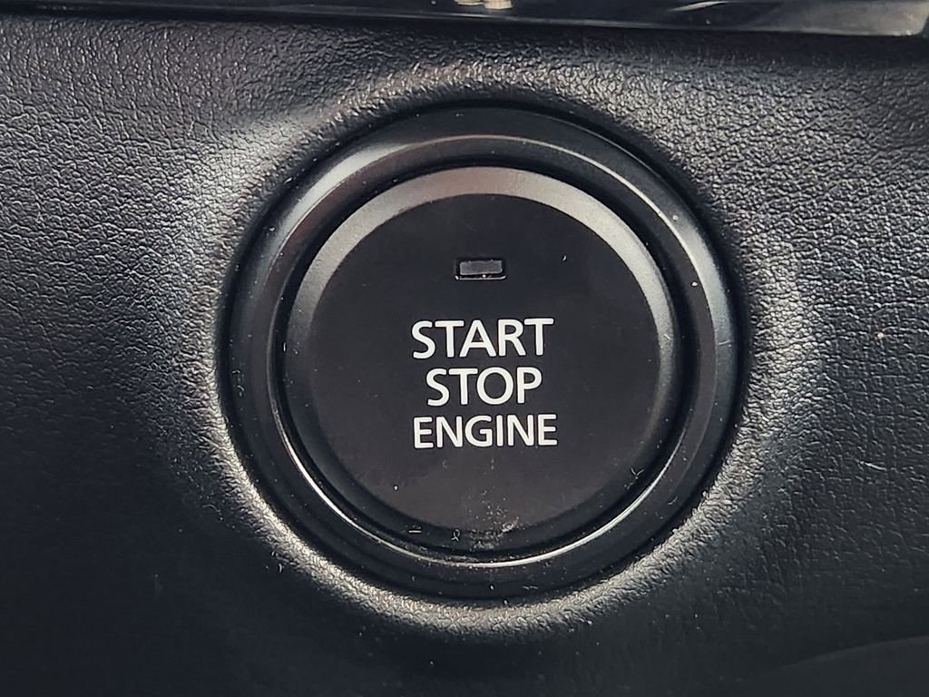 Used 2025 MAZDA MAZDA3 s image 23