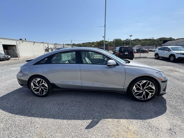 Used 2024 Hyundai Ioniq 6 Limited AWD/4WD image 9
