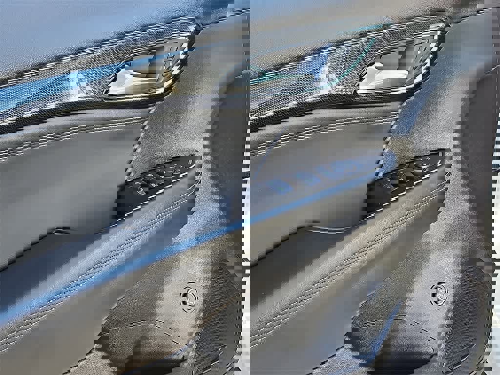 Used 2021 Buick Envision Preferred image 11