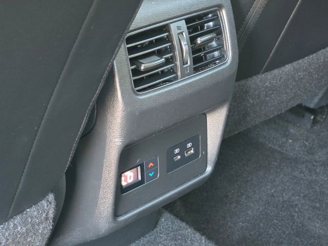Used 2023 Nissan Rogue SL w/ SL Premium Package FWD image 23