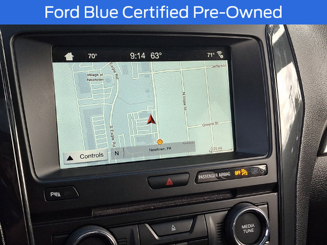 Used 2018 Ford Explorer XLT w/ Equipment Group 202A AWD/4WD image 21