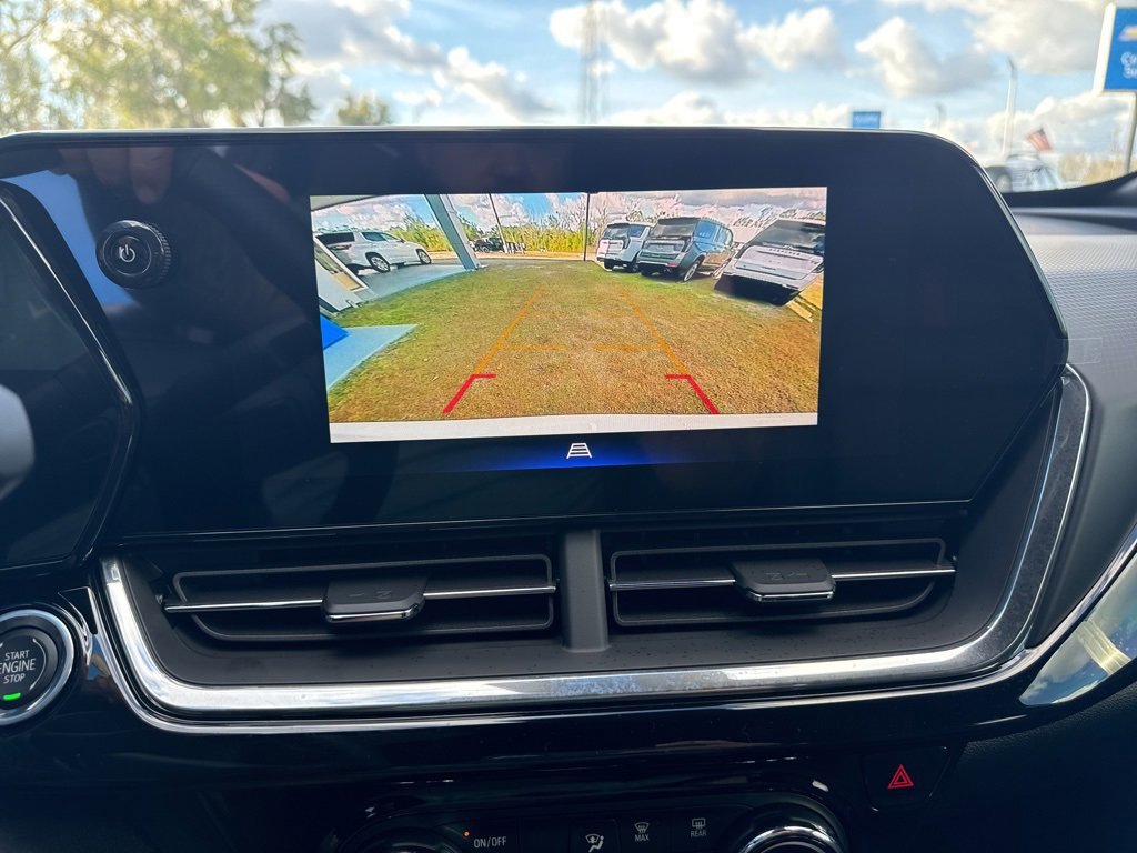 New 2026 Chevrolet Trax RS w/ Sunroof Package image 19