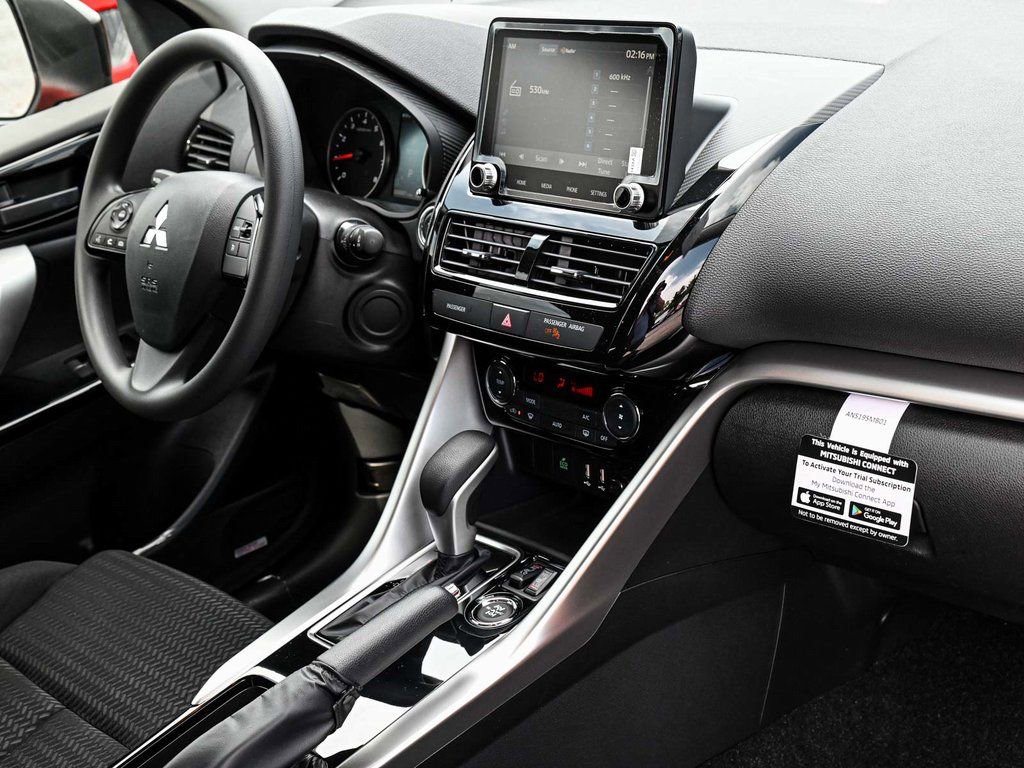 New 2024 Mitsubishi Eclipse Cross LE AWD/4WD image 33