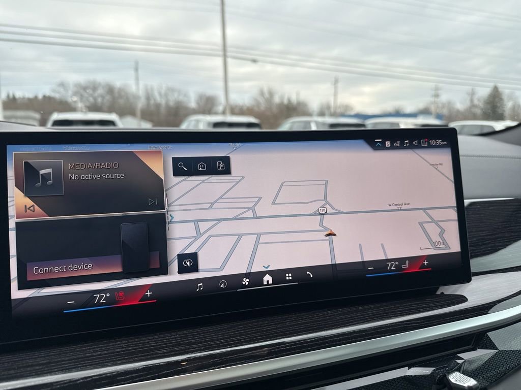 New 2026 BMW X6 xDrive40i w/ Climate Comfort Package image 15