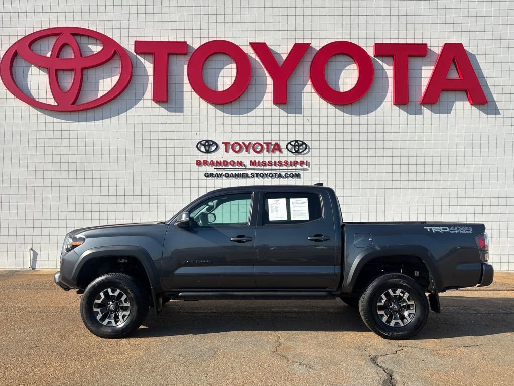 Used 2021 Toyota Tacoma TRD Off-Road w/ Technology Package image 4