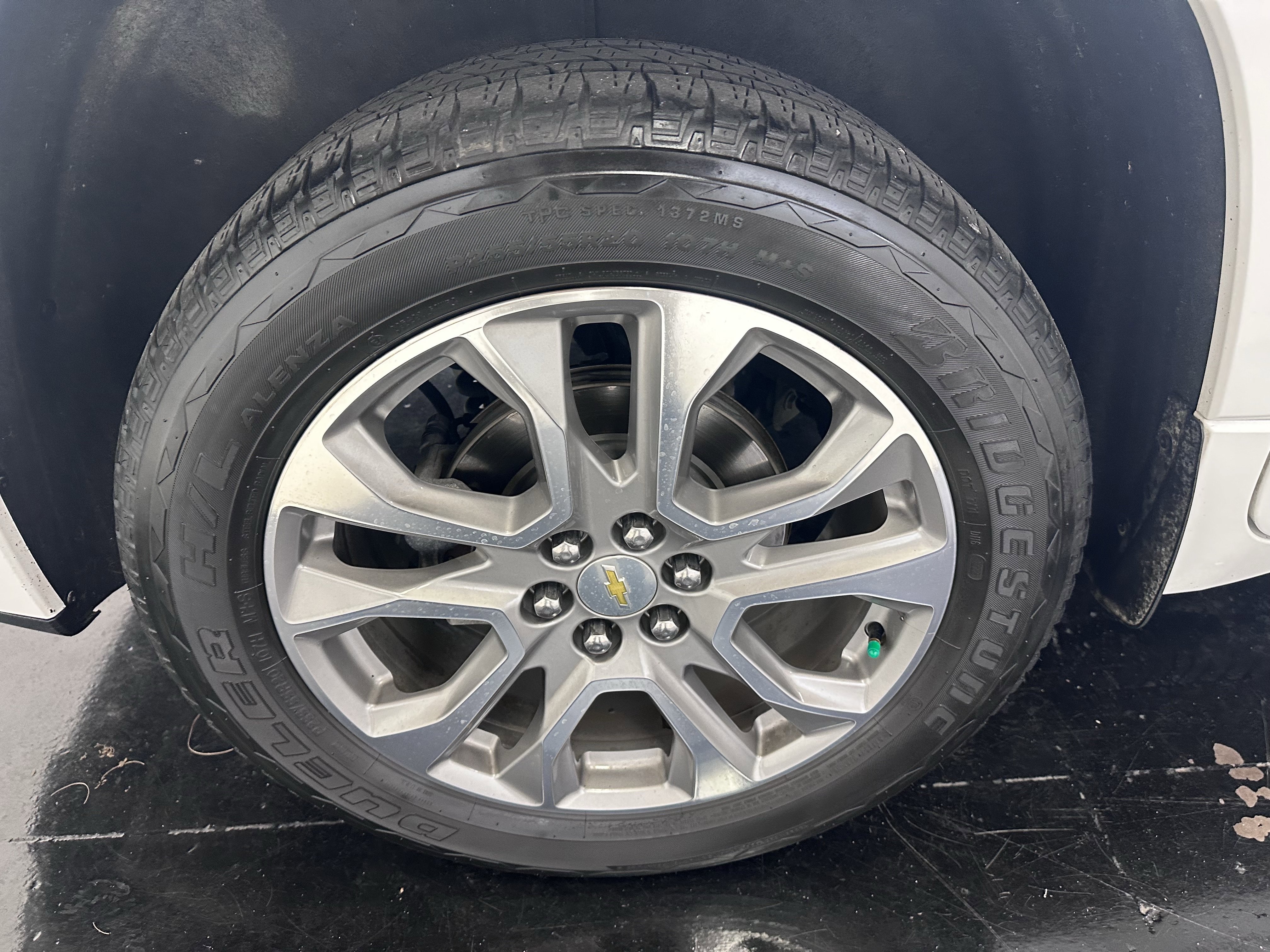 Used 2019 Chevrolet Traverse Premier w/ Driver Confidence II Package image 17