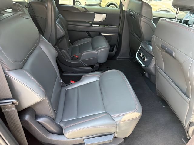 Used 2025 Ford Expedition Max Active RWD image 17
