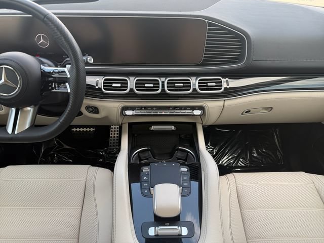 Used 2024 Mercedes-Benz GLS 580 4MATIC w/ Warmth & Comfort Package image 15
