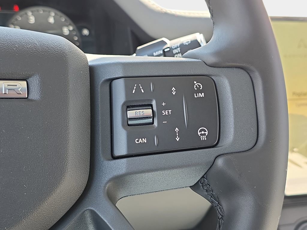 New 2026 Land Rover Defender 110 X-Dynamic SE image 17