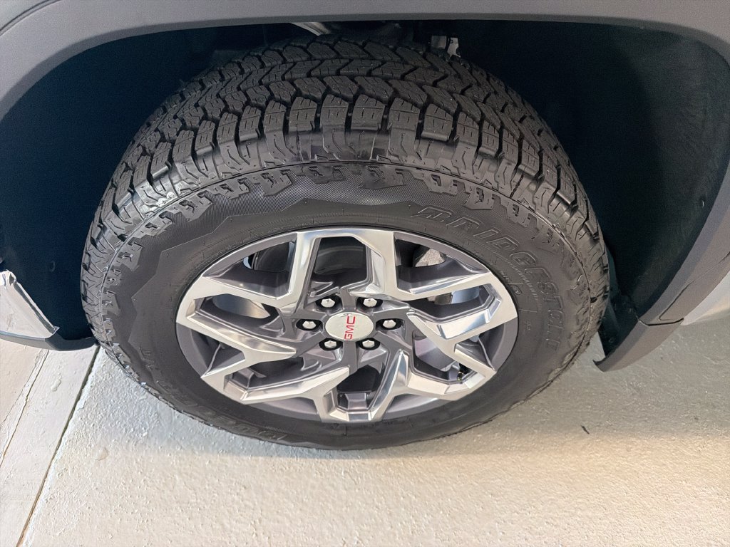 New 2026 GMC Sierra 1500 SLT w/ SLT Convenience Package AWD/4WD image 4