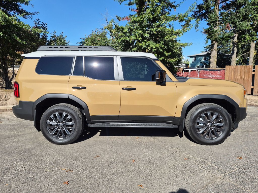Used 2026 Toyota Land Cruiser w/ Premium Package AWD/4WD image 8