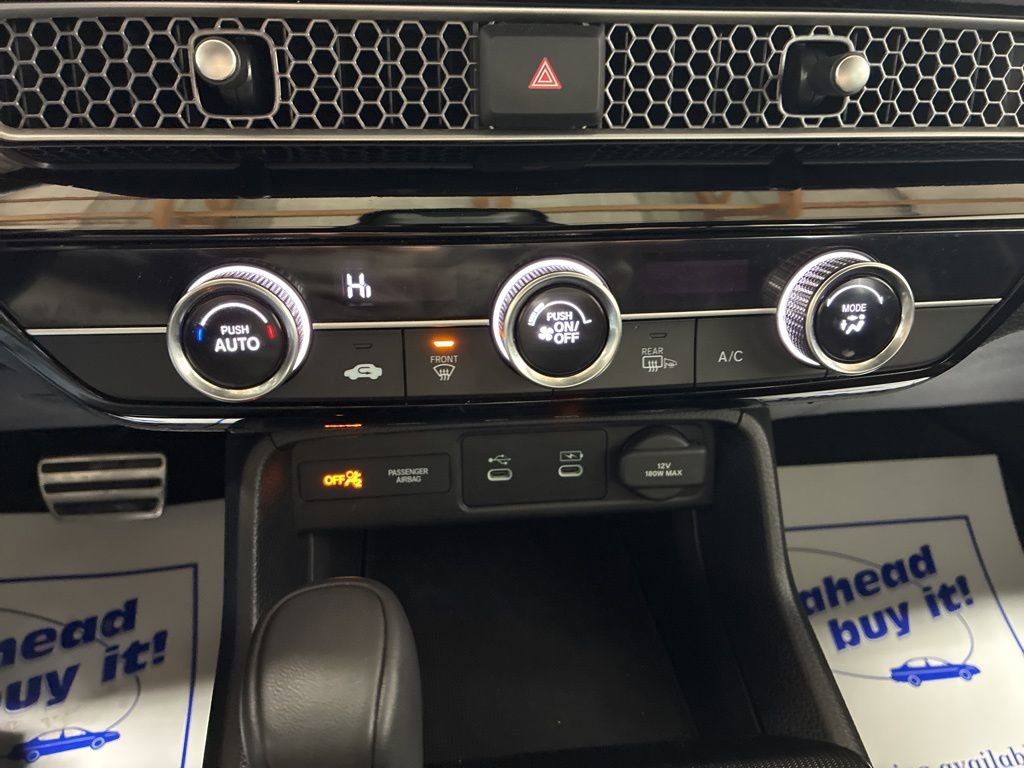 Used 2025 Honda Civic Sport image 17