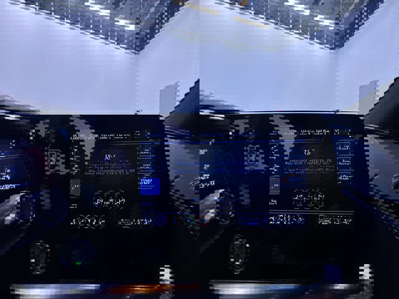 Used 2021 Chevrolet Corvette Stingray Premium Cpe w/ Z51 Performance Package image 25