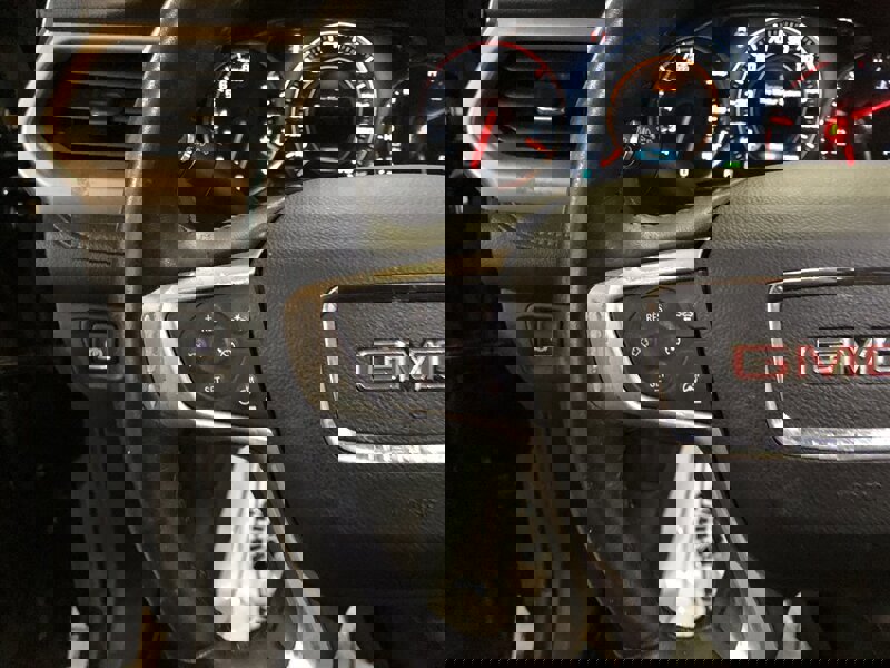 Used 2017 GMC Acadia Denali w/ Technology Package image 11