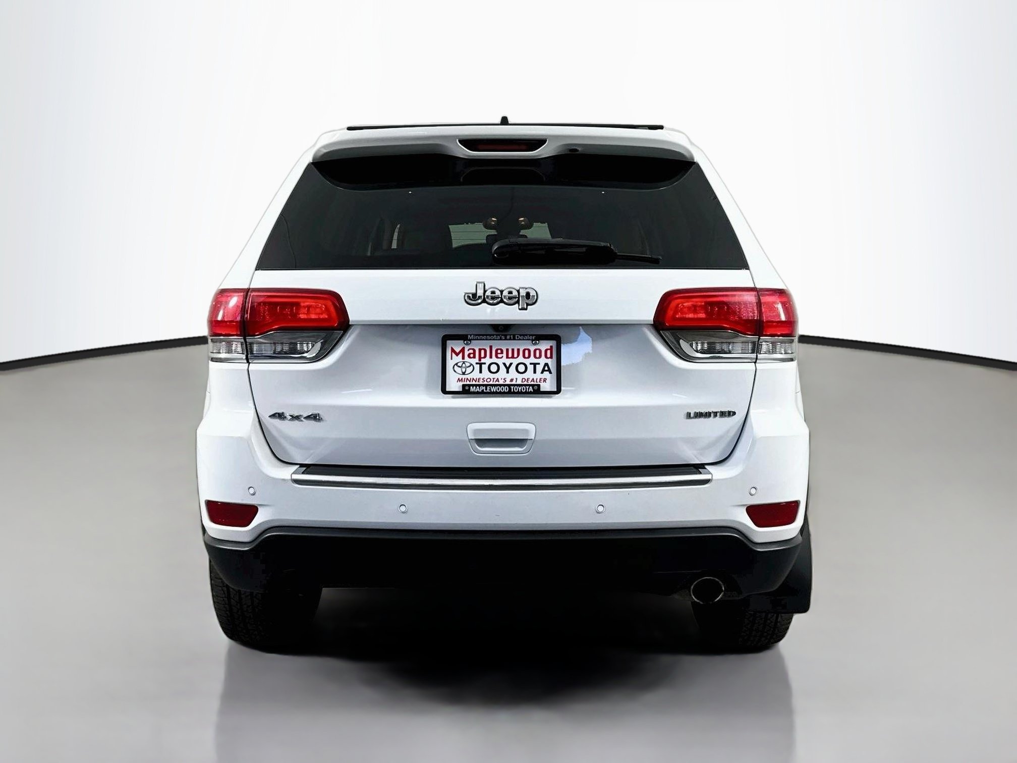 Used 2018 Jeep Grand Cherokee Limited AWD/4WD image 6