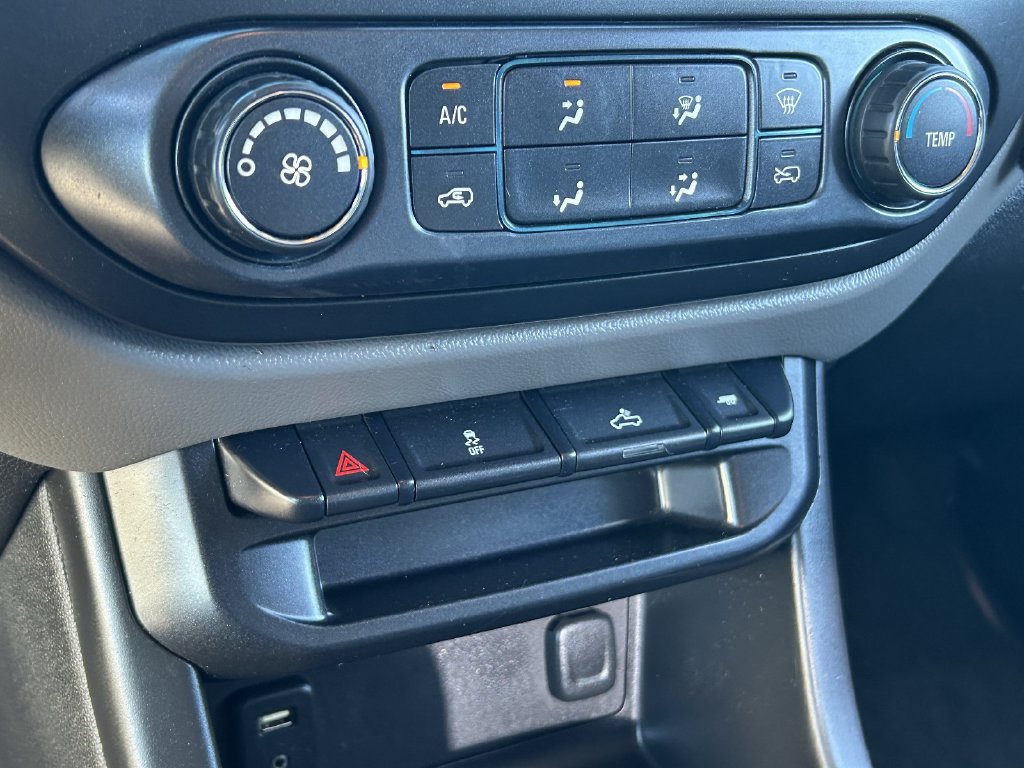 Used 2015 Chevrolet Colorado W/T w/ WT Convenience Package AWD/4WD image 29
