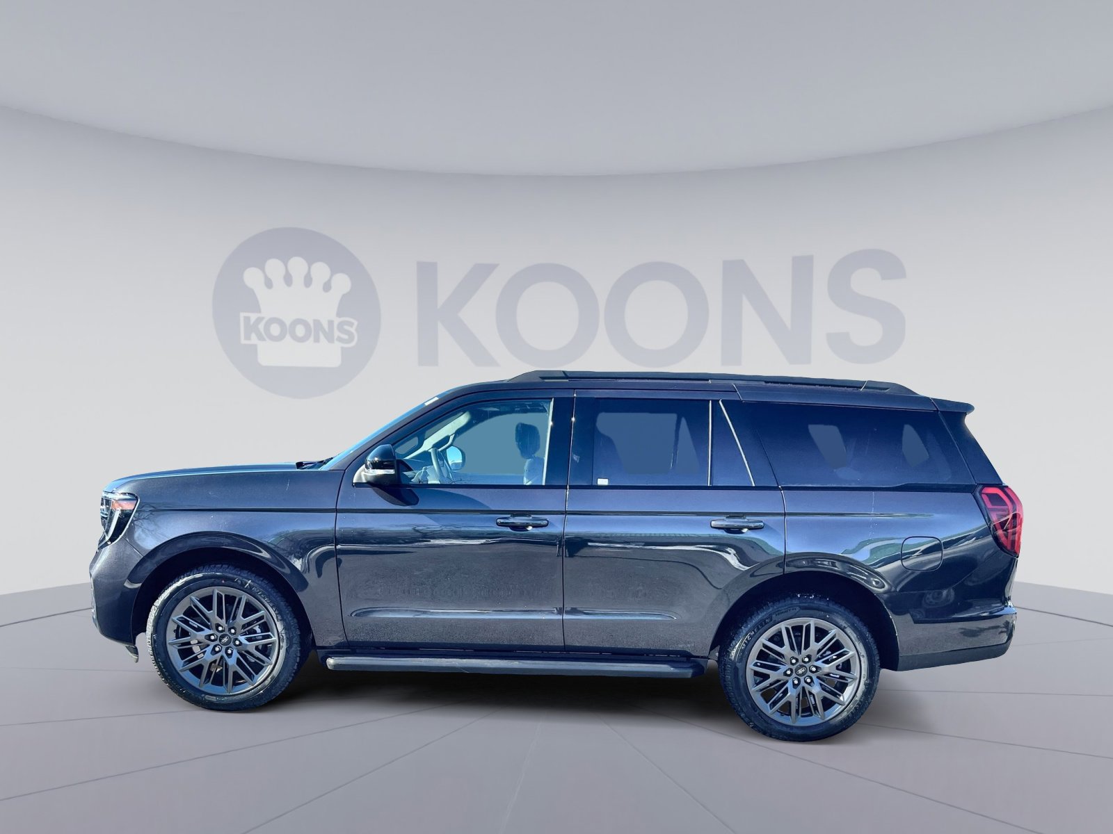 New 2026 Ford Expedition Platinum w/ Stealth Appearance Package image 2