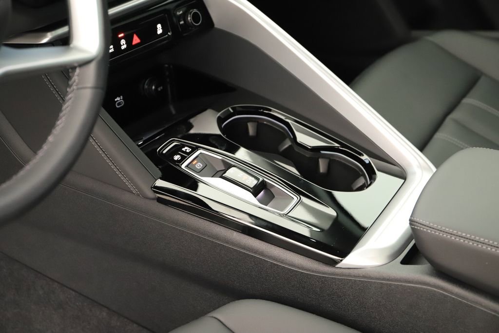 New 2025 Audi Q5 Premium AWD/4WD image 17
