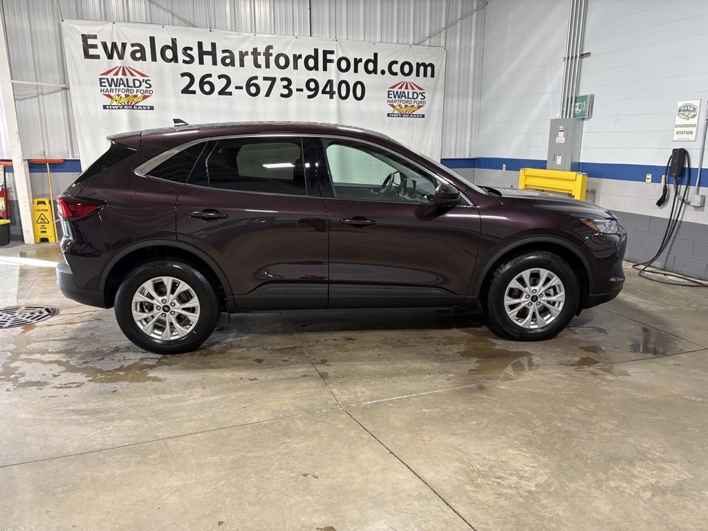 Certified 2023 Ford Escape Active w/ Tech Pack #2 image 7