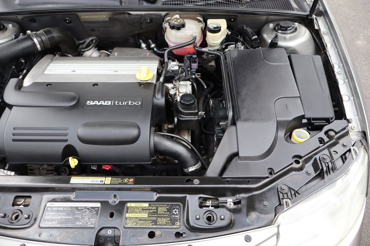 Used 2005 Saab 9-3 Arc image 38