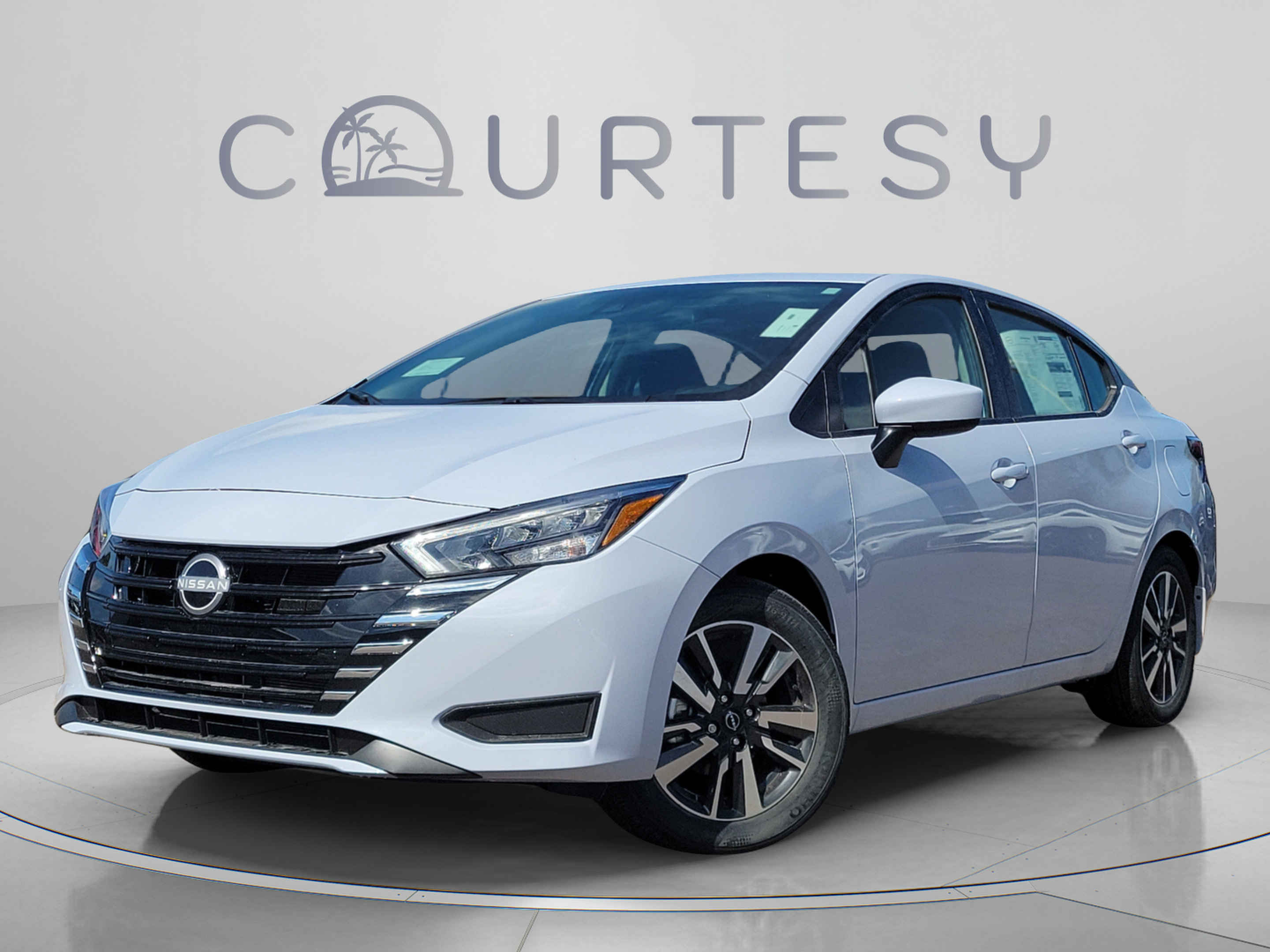 New 2025 Nissan Versa SV w/ Trunk Package FWD 360° Tour