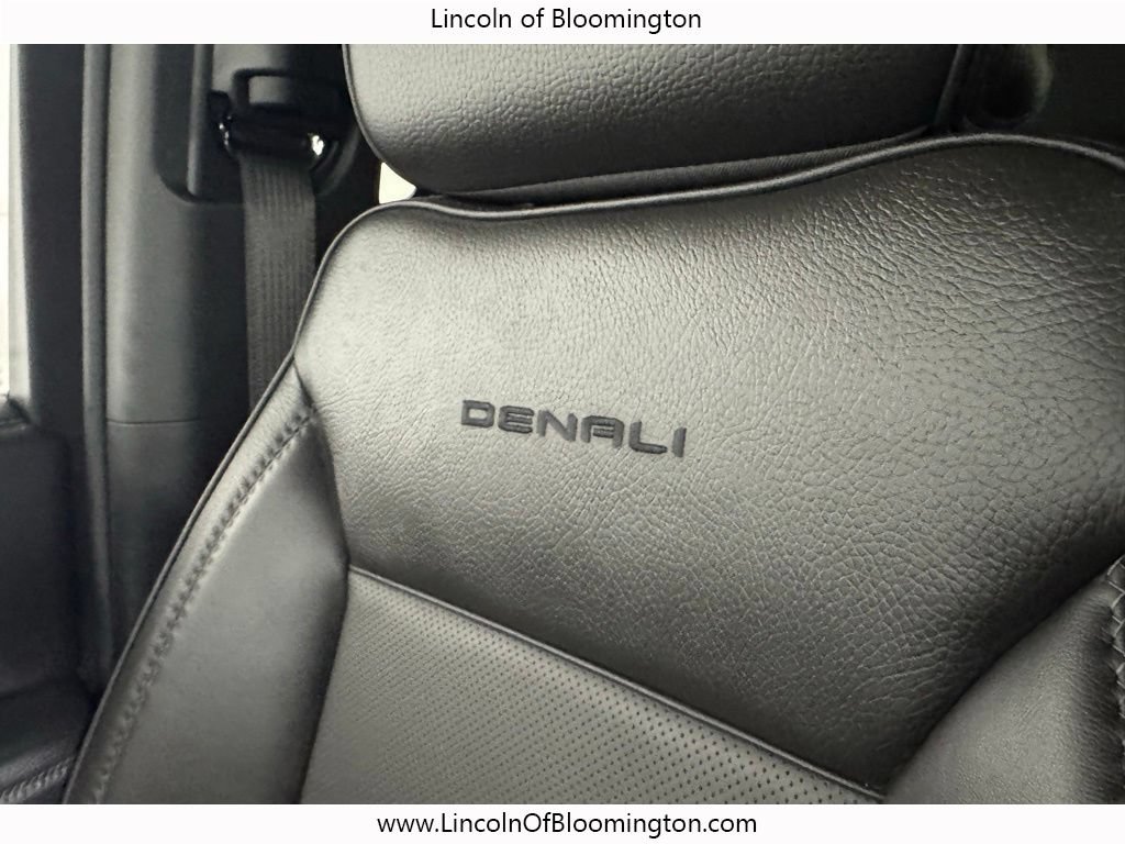 Used 2025 GMC Yukon Denali AWD/4WD image 52