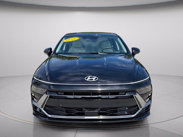 New 2026 Hyundai Sonata SEL FWD image 3