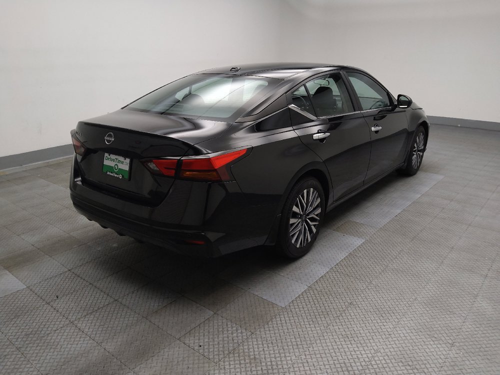 Used 2025 Nissan Altima 2.5 SV FWD image 10
