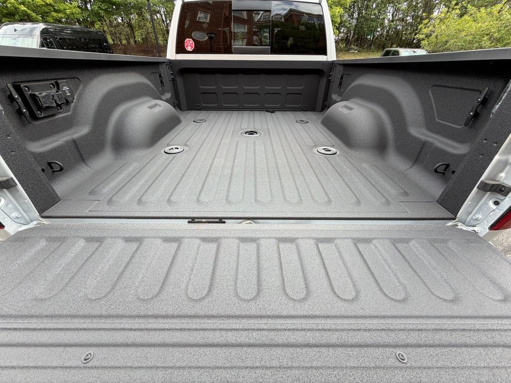 New 2026 RAM 2500 Big Horn AWD/4WD image 8