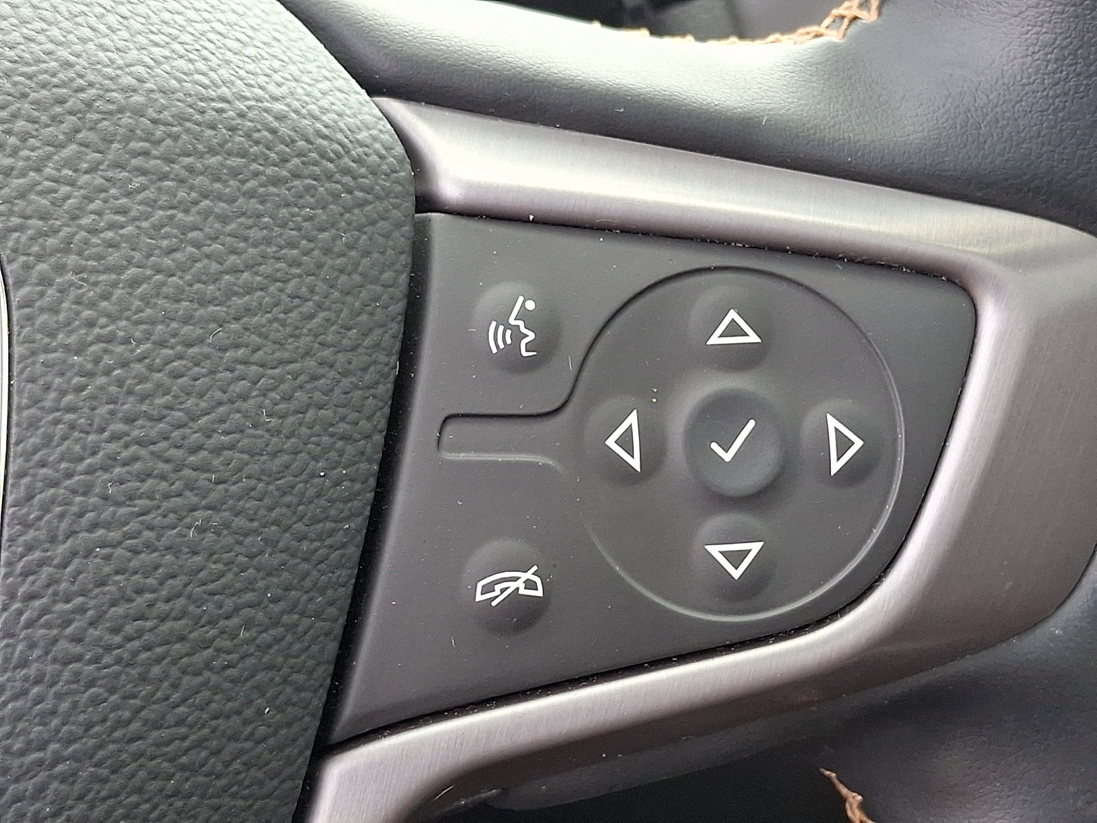 Used 2023 GMC Terrain AT4 w/ Infotainment Package II AWD/4WD image 22