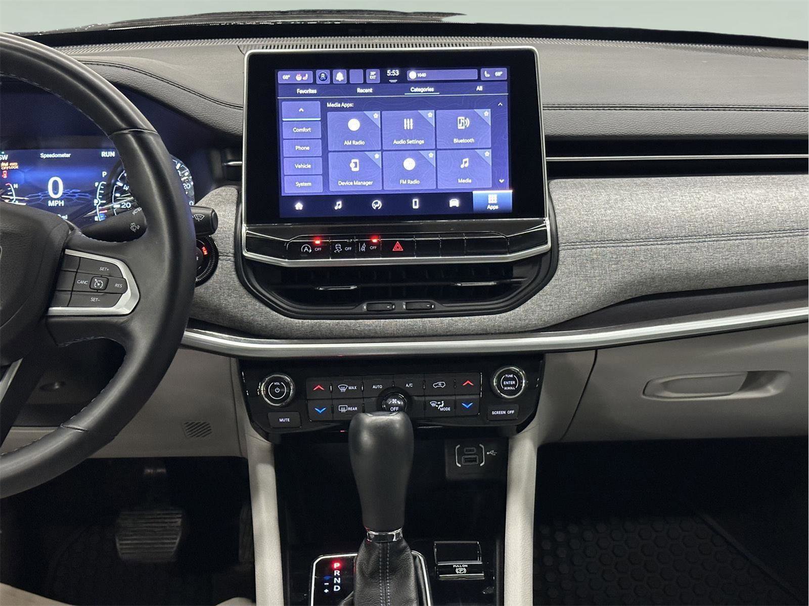 Used 2022 Jeep Compass Latitude w/ Convenience Group image 32