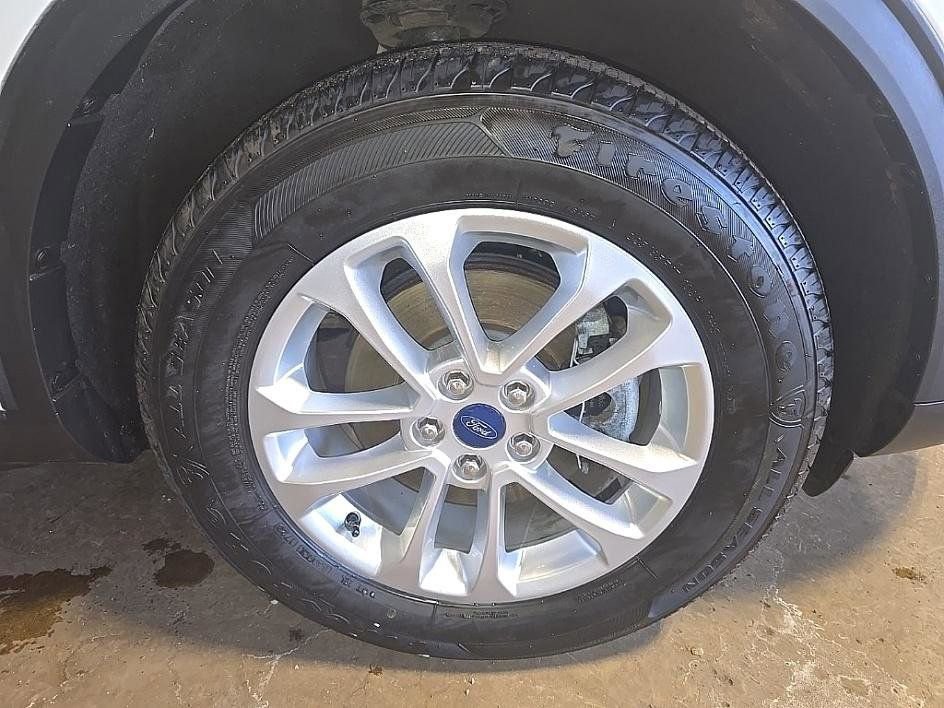 Used 2022 Ford Escape SE w/ Convenience Package image 33