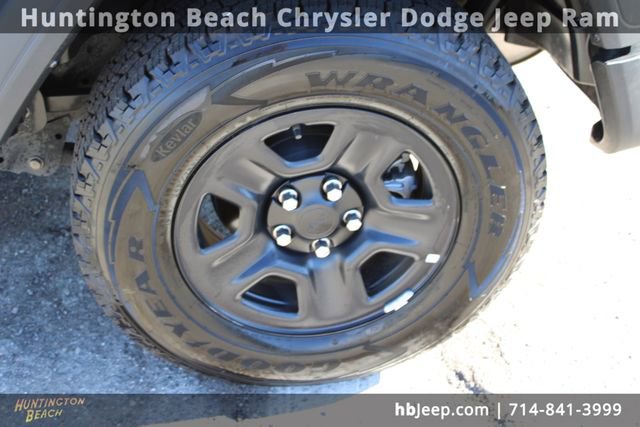 Used 2023 Jeep Wrangler Sport image 10