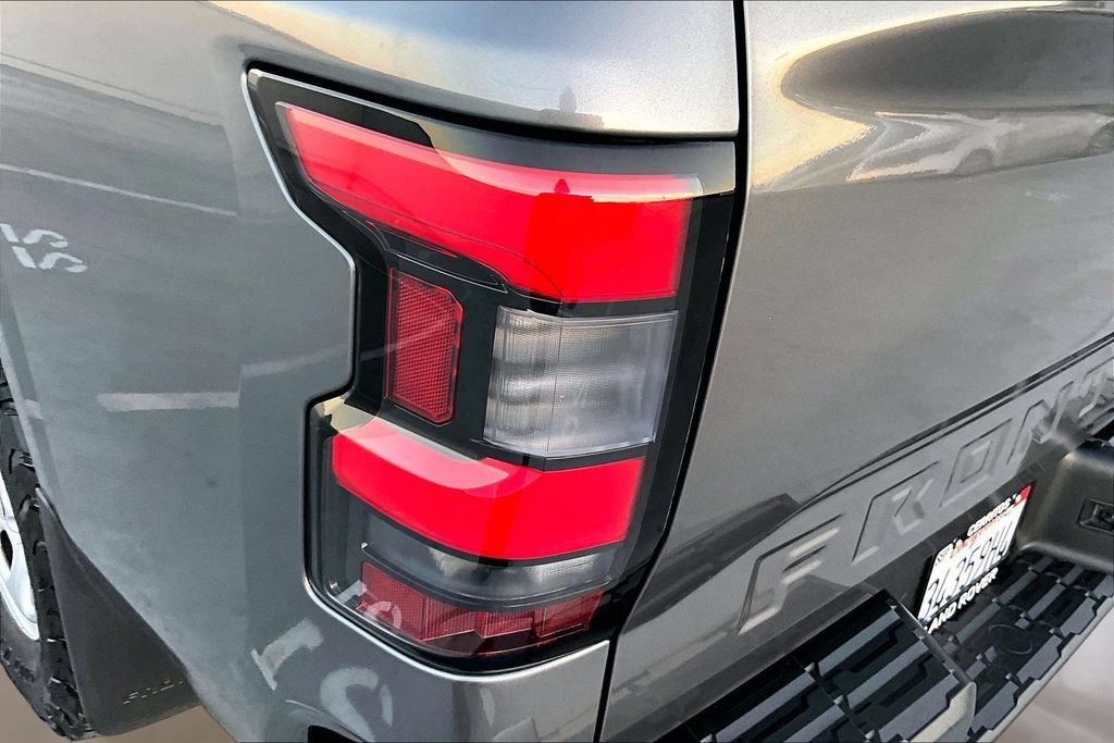 Used 2025 Nissan Frontier S RWD image 22