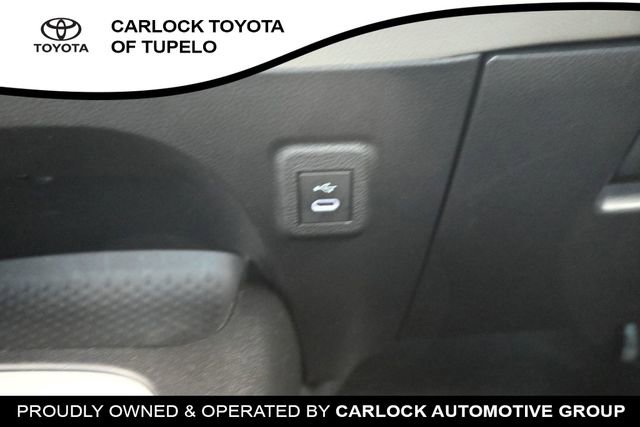 Used 2025 Toyota Corolla LE FWD image 15