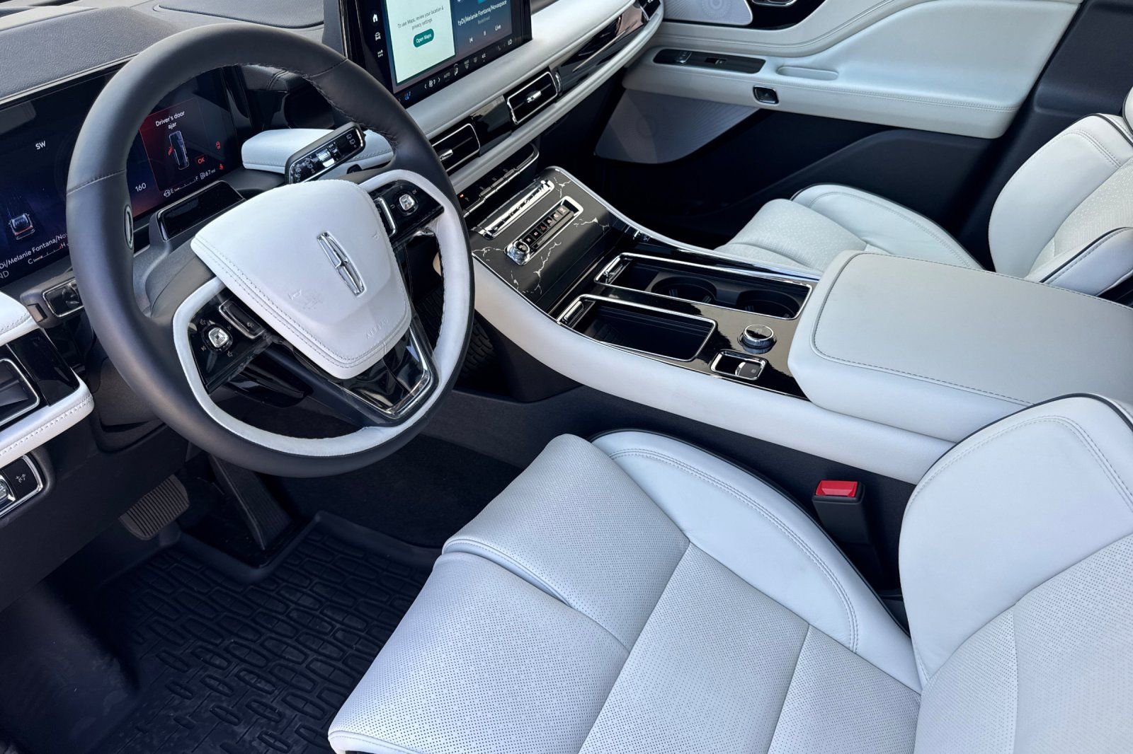 New 2025 Lincoln Aviator Black Label image 8