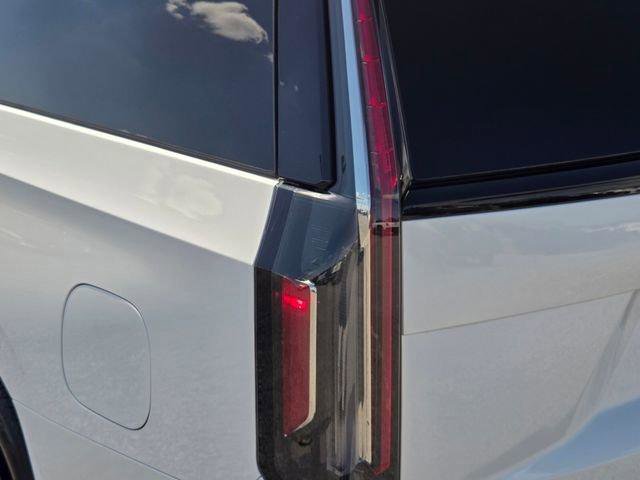 Certified 2024 Cadillac Escalade ESV Sport Platinum w/ LPO, ONYX Package image 11