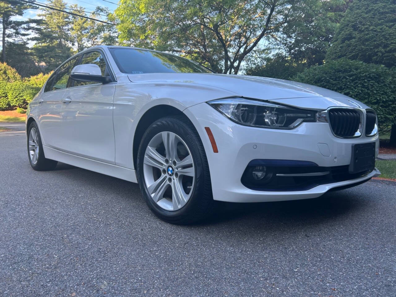 Used 2018 BMW 330i xDrive Sedan w/ Premium Package