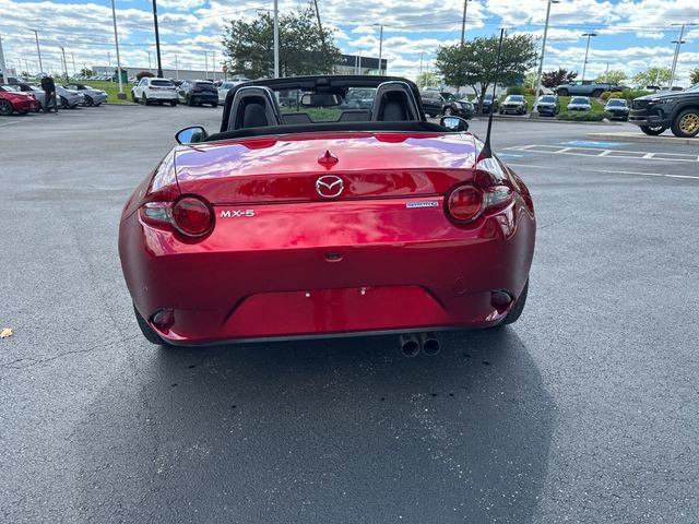 Certified 2022 MAZDA MX-5 Miata Grand Touring RWD image 9