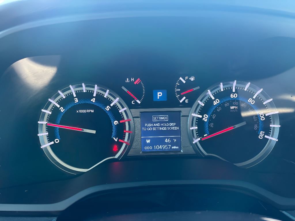 Used 2019 Toyota 4Runner SR5 AWD/4WD image 22