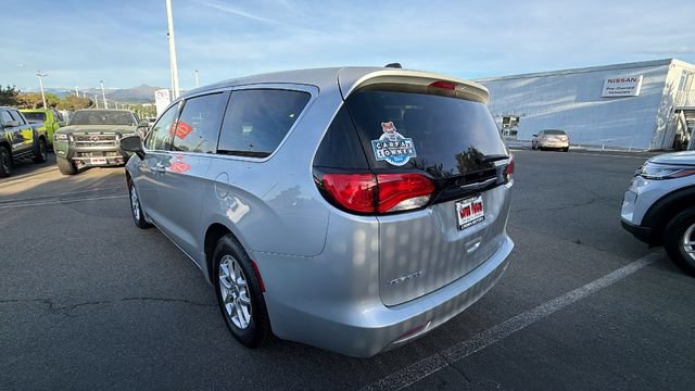 Used 2023 Chrysler Voyager LX FWD image 6