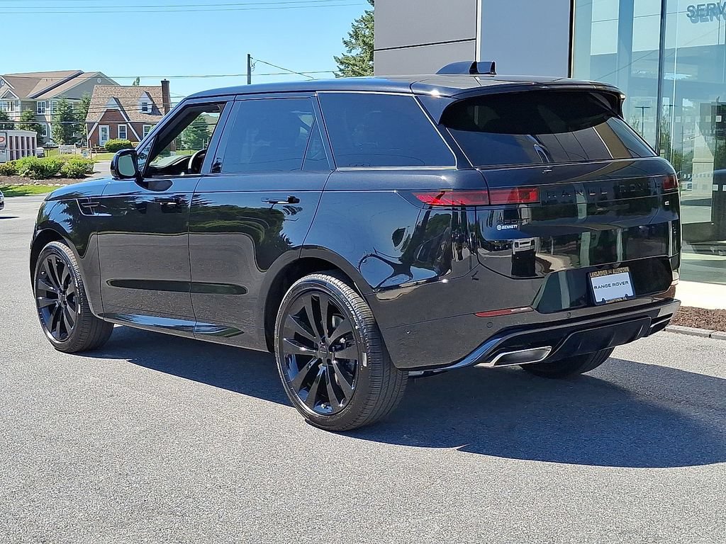 New 2026 Land Rover Range Rover Sport Dynamic SE AWD/4WD image 4