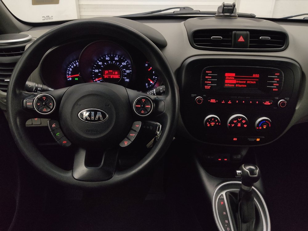 Used 2015 Kia Soul FWD image 22