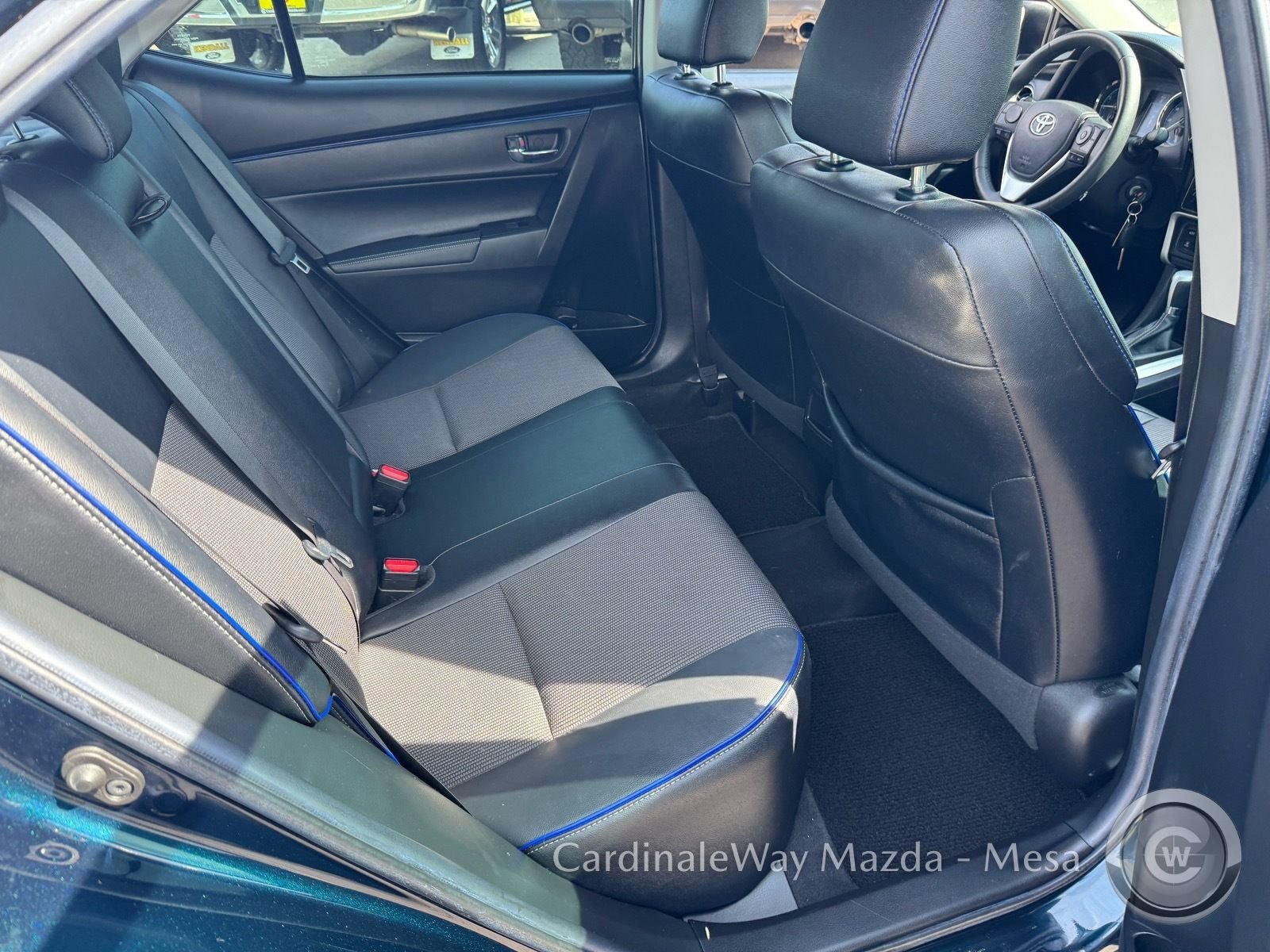 Used 2019 Toyota Corolla SE w/ Carpet Mat Package (TMS) FWD image 29