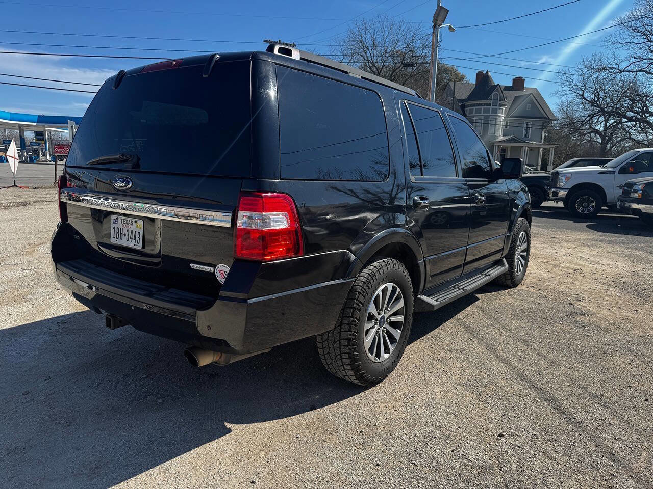 Used 2015 Ford Expedition XLT w/ Equipment Group 202A image 5