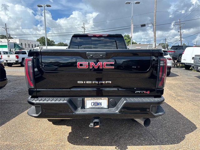 Used 2025 GMC Sierra 2500 AT4 w/ AT4 Premium Plus Package image 8