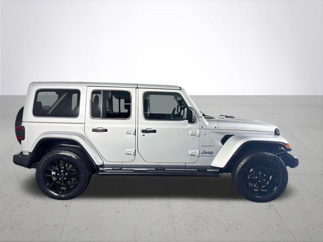 Certified 2024 Jeep Wrangler Unlimited Sahara AWD/4WD image 6