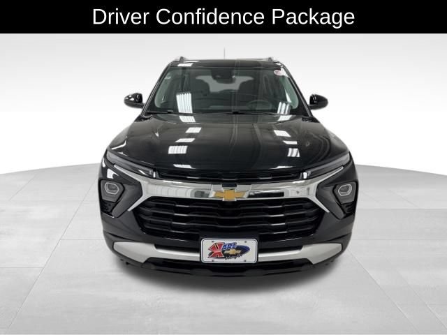 Used 2025 Chevrolet TrailBlazer LT w/ Convenience Package FWD image 7