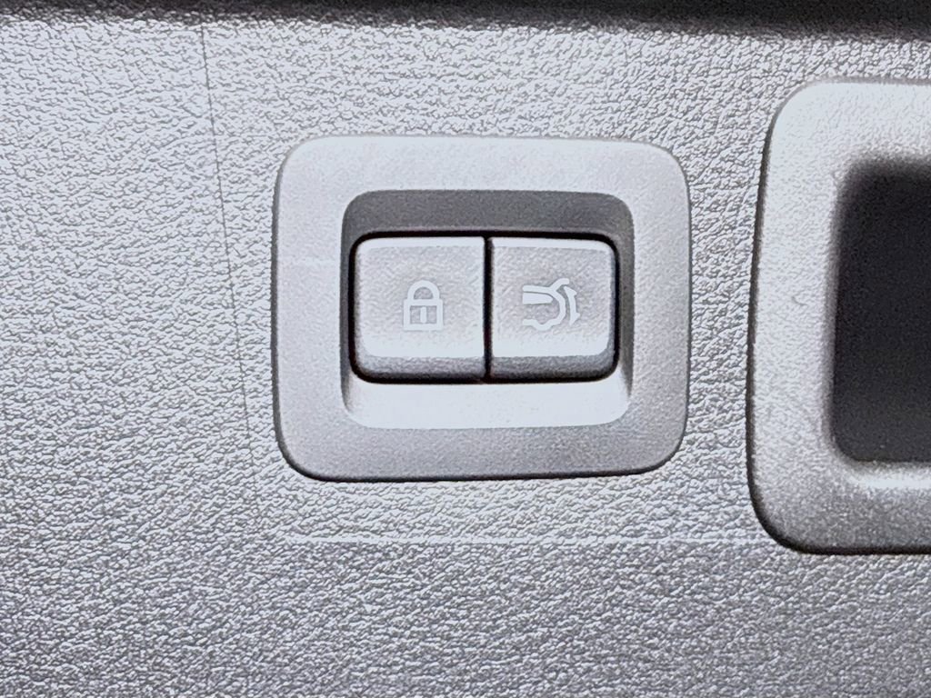 Used 2023 MAZDA CX-50 2.5 Turbo w/ Cargo Package image 32